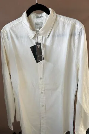 Camisa Blanca con Rojo Guess